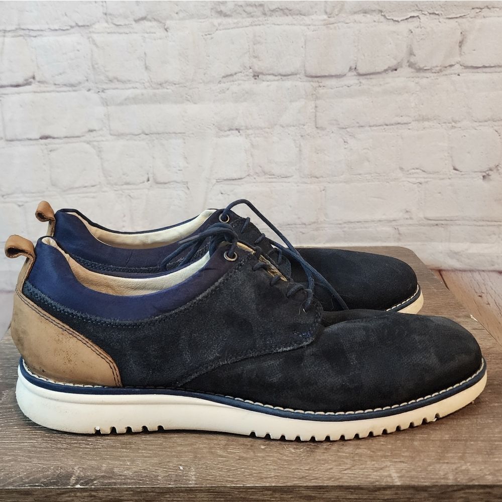 Men's Alfani leather oxford shoes, size 9.5